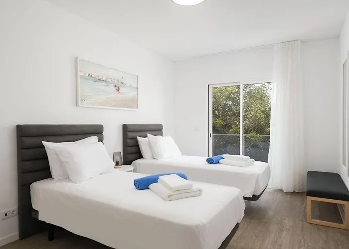 Casa Comer - Modern 3 Bedrooms With Rooftop Pool 拉哥斯