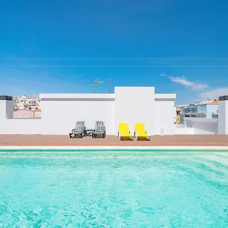 Casa Comer - Modern 3 Bedrooms With Rooftop Pool Λάγος